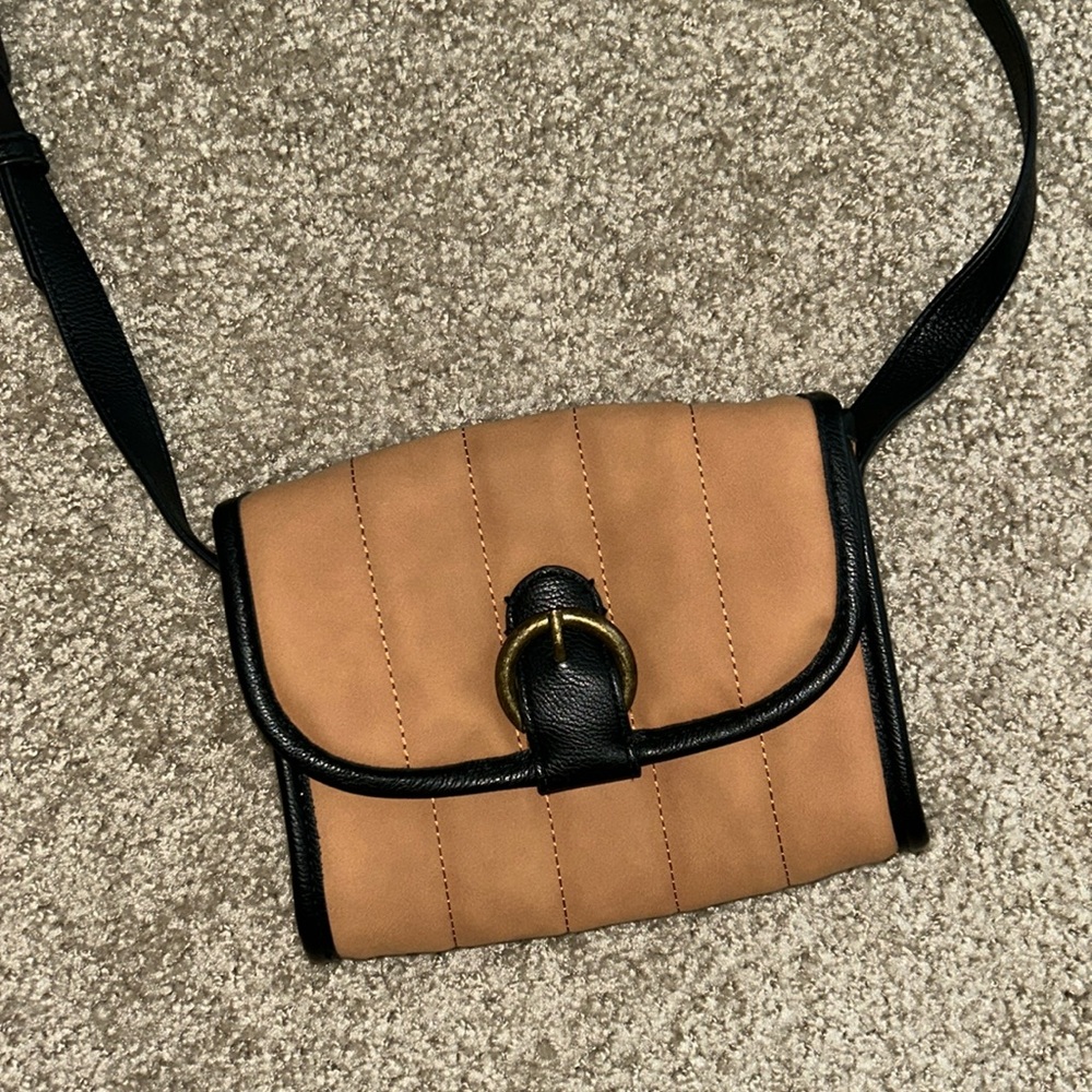 Universal Threads Purse - Picture 2 of 6